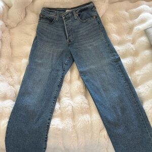 LEVI’s Classic Blue Denim Jeans - Rib Cage fit